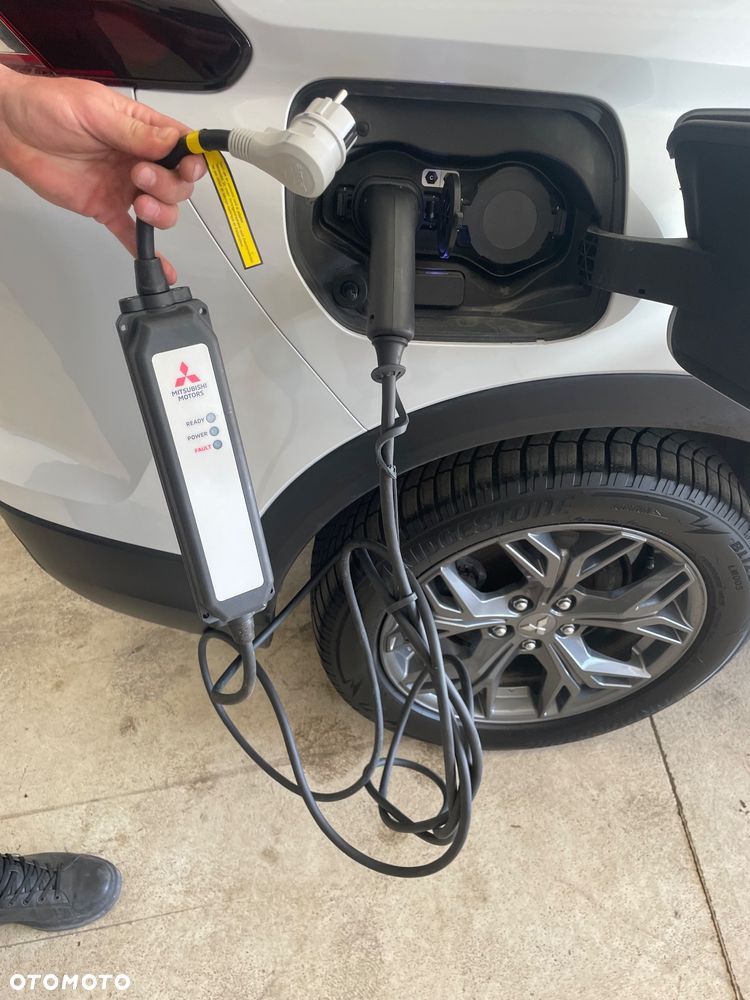 Mitsubishi Eclipse Cross 4WD Top - 10