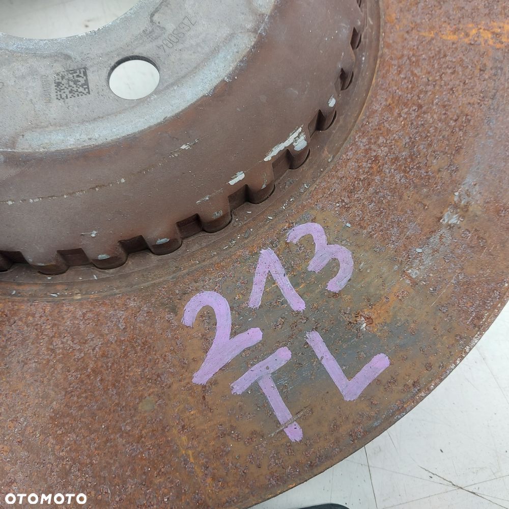 TARCZE HAMULCOWE TYL TYLNE KLOCKI KOMPLET MERCEDES E W213 ORYGINAL DEMONTAZ 0004231712 26 MM - 9