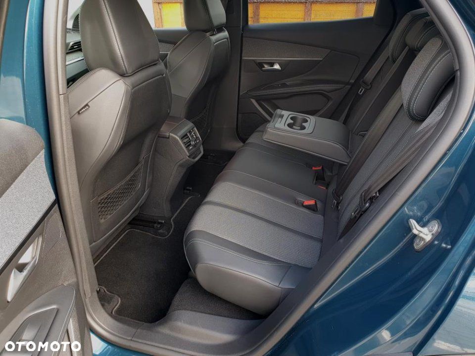 Peugeot 3008 - 11