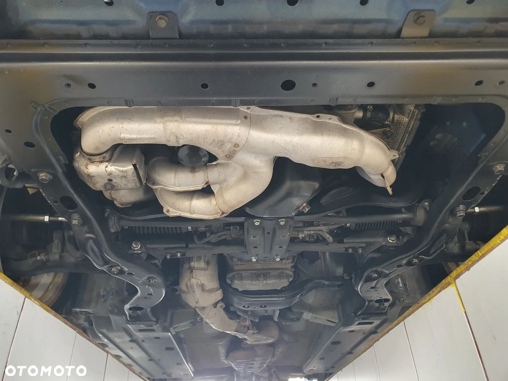 Subaru Impreza 2.0 WRX STI - 33