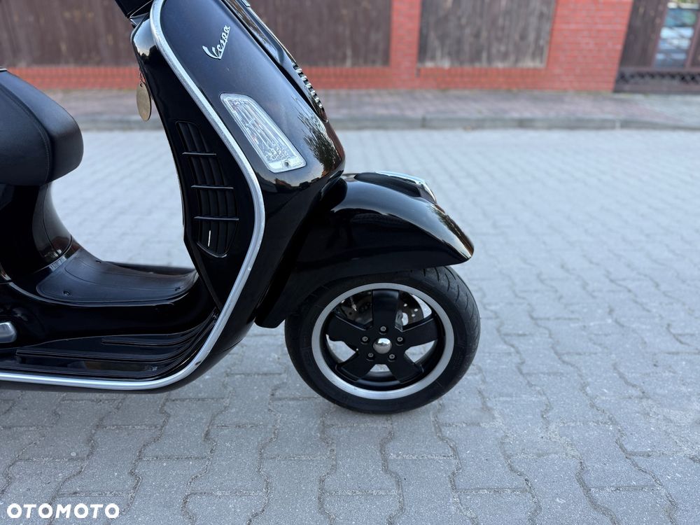 Piaggio Vespa - 8