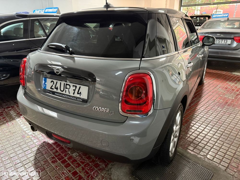 MINI 5 Portas Cooper D - 3