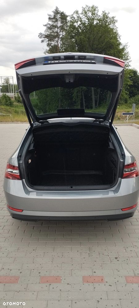 Skoda Superb 2.0 TDI 4x4 L&K DSG - 7
