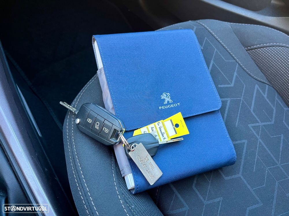Peugeot 2008 PureTech 110 Stop&Start Style - 43