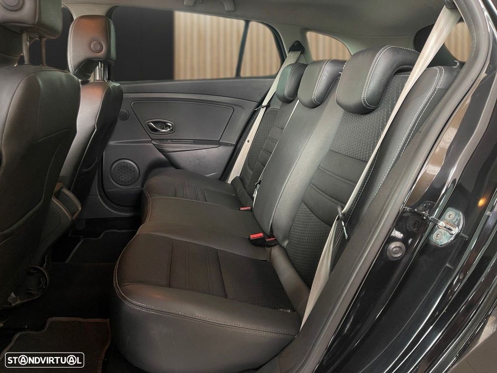 Renault Mégane 1.5 dCi Bose Edition - 9