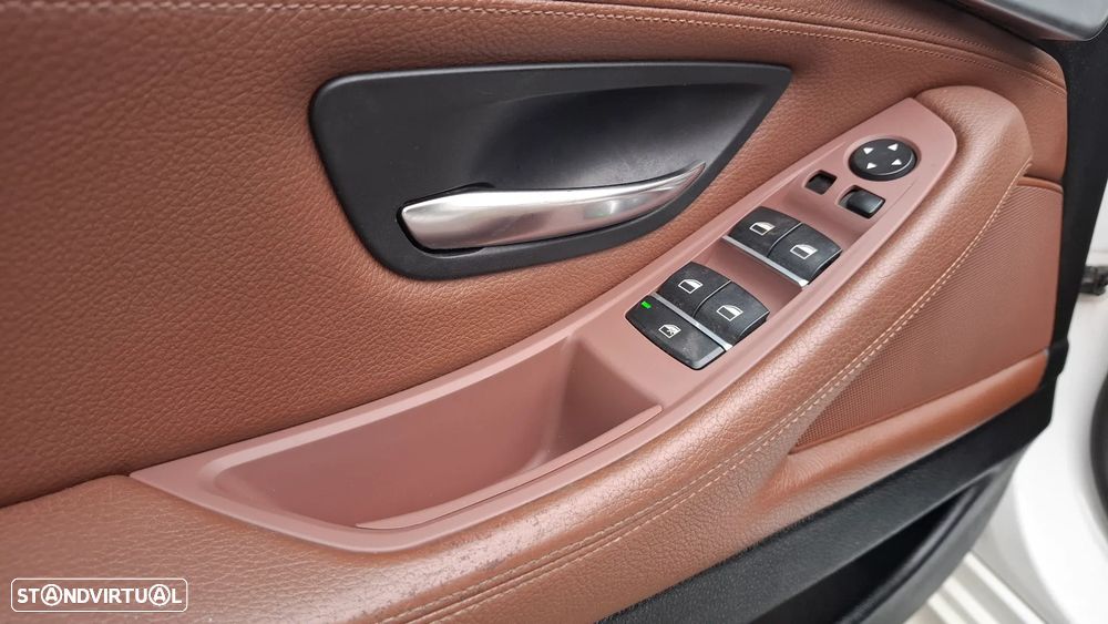 BMW 520 d Auto - 23
