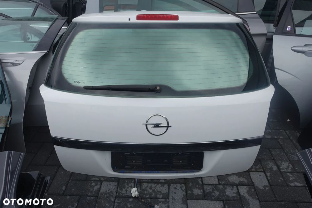 KLAPA BAGAŻNIKA OPEL ASTRA H KOMBI