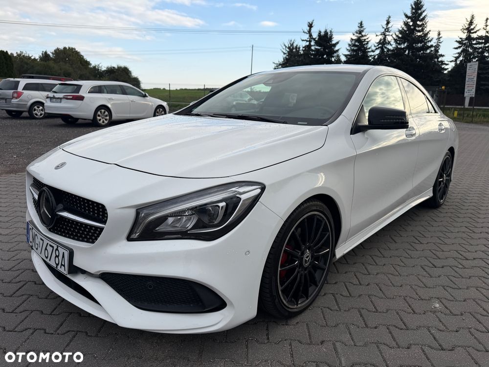 Mercedes-Benz CLA 200 7G-DCT AMG Line - 1