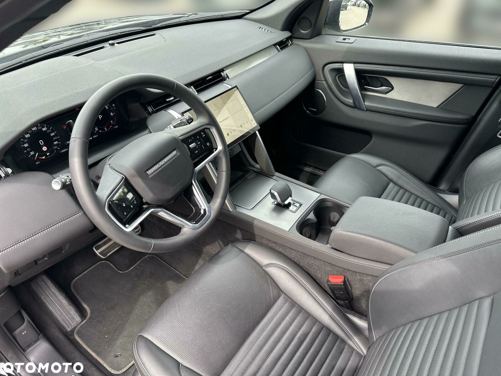 Land Rover Discovery Sport - 14
