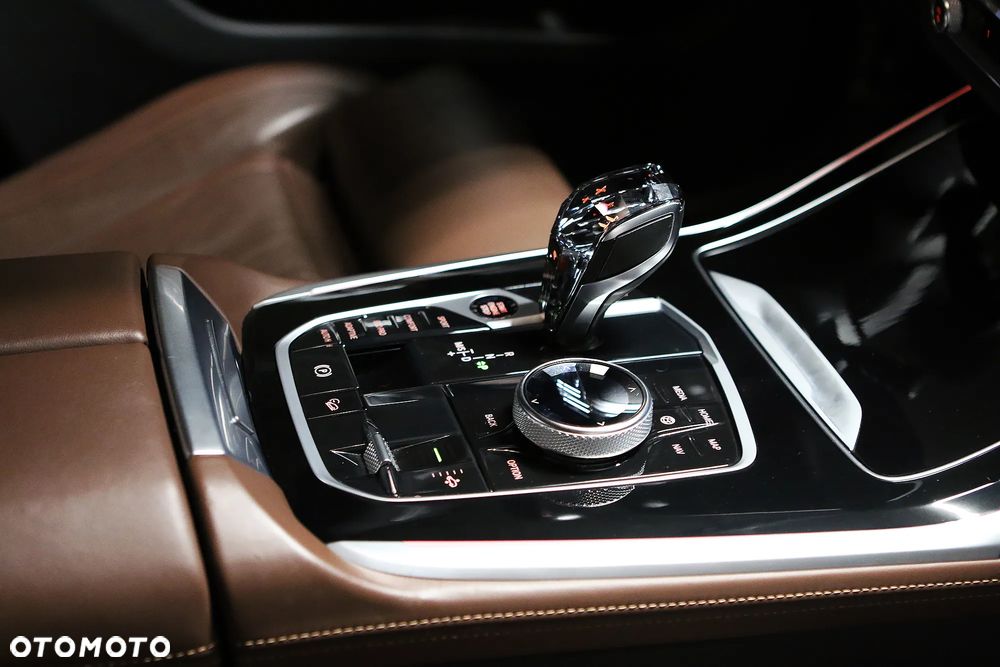 BMW X7 xDrive40i sport - 33