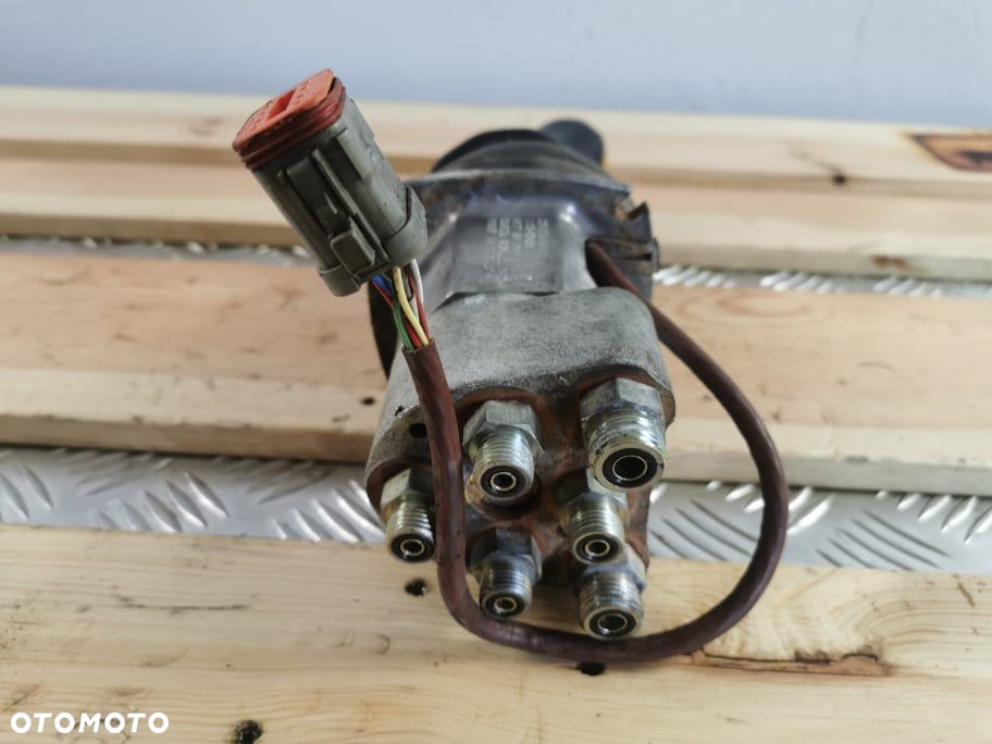 Joystick CAT TH 63 - 4