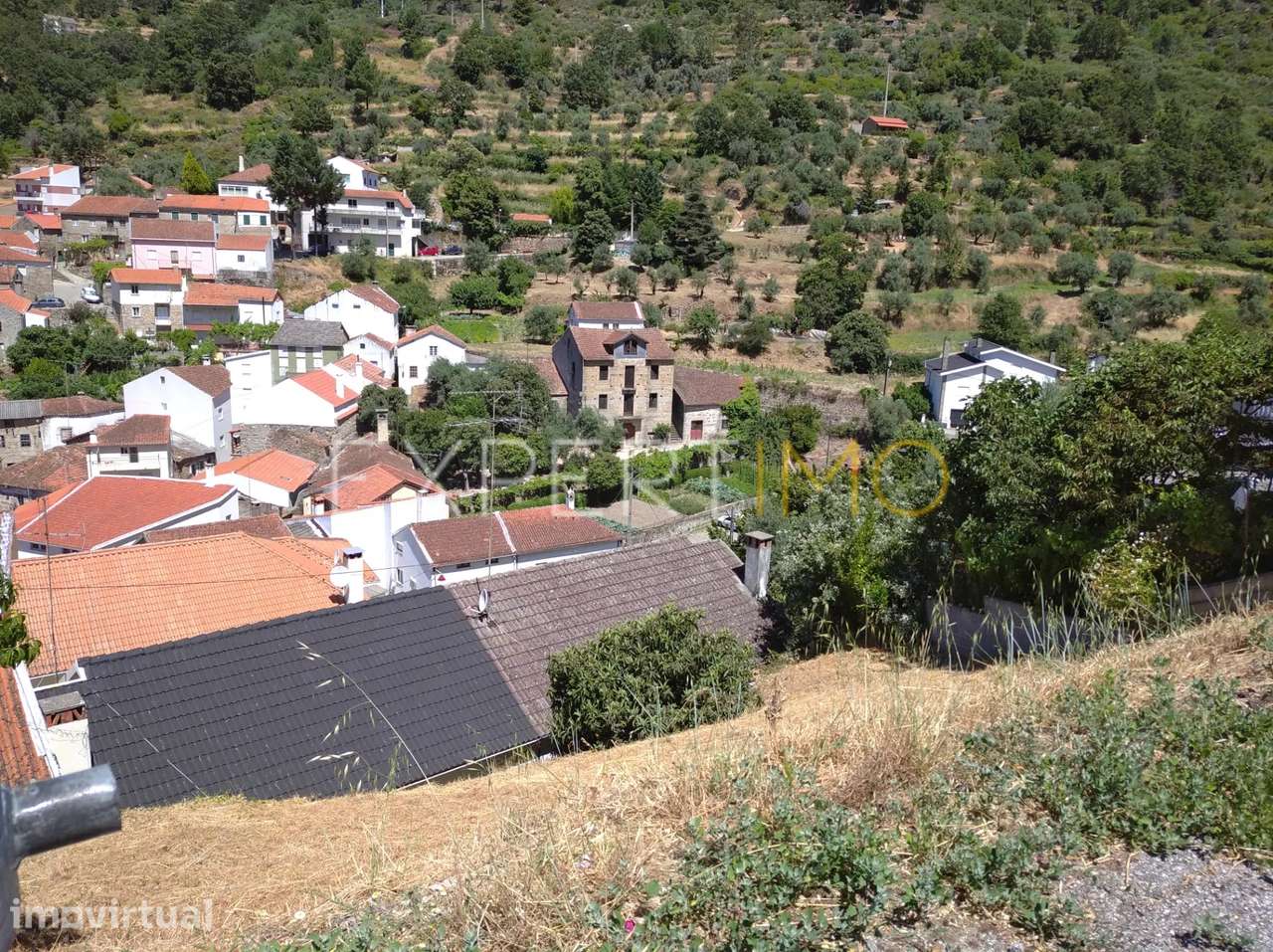 Lote de terreno urbano, infraestruturado e bonitas vistas - Guarda - Grande imagem: 3/14