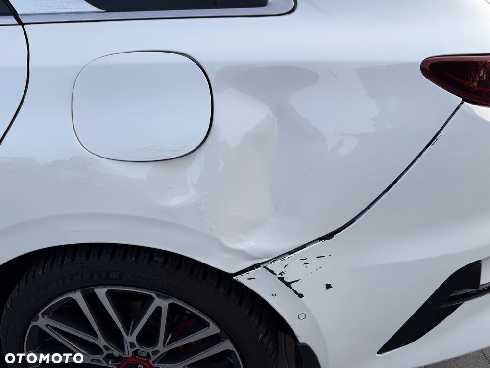 Kia ProCeed 1.6 T-GDI GT DCT - 35