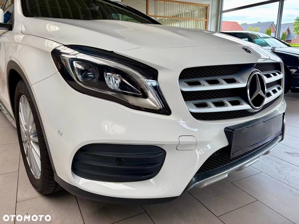 Mercedes-Benz GLA 220 4Matic 7G-DCT AMG Line - 7