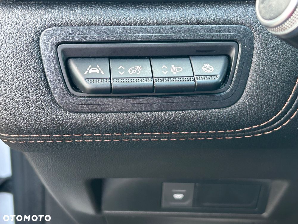 Renault Captur - 28