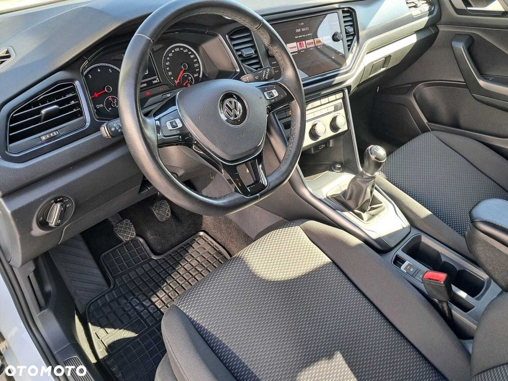 Volkswagen T-Roc 1.0 TSI Advance - 11