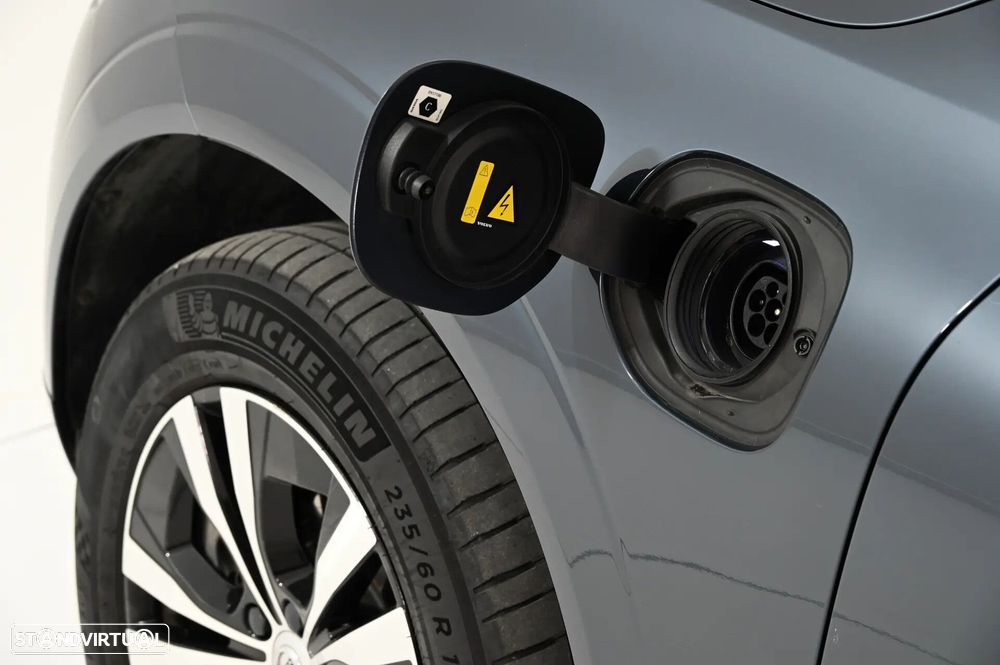 Volvo XC 60 2.0 T6 PHEV Inscription Expression AWD - 17