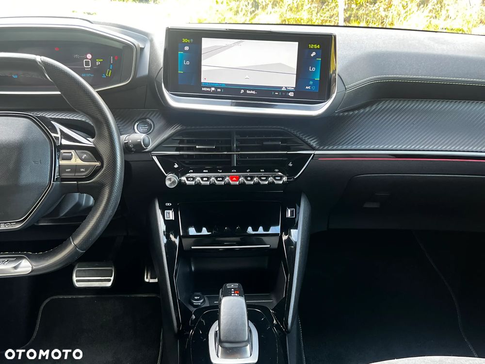 Peugeot 208 Elektromotor 136 GT - 28