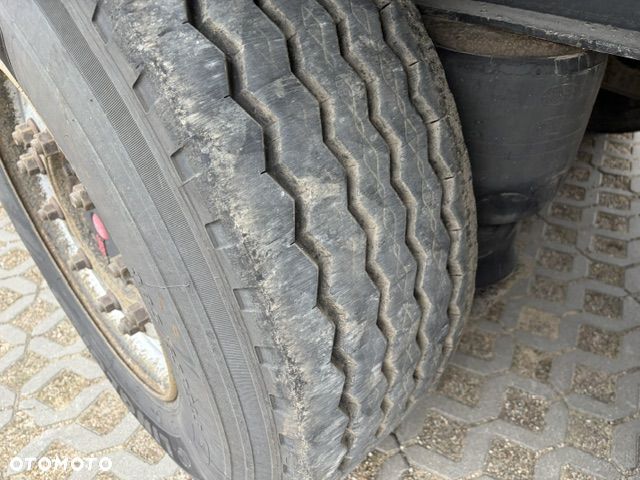 Kögel Kurtyna, SAF, oś podnoszona, dach podnoszony - 19