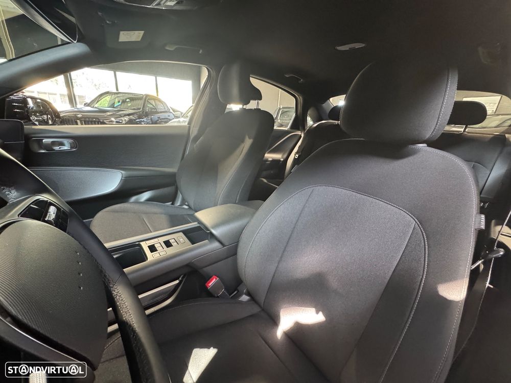 Hyundai Ioniq 6 77 kWh Premium - 27