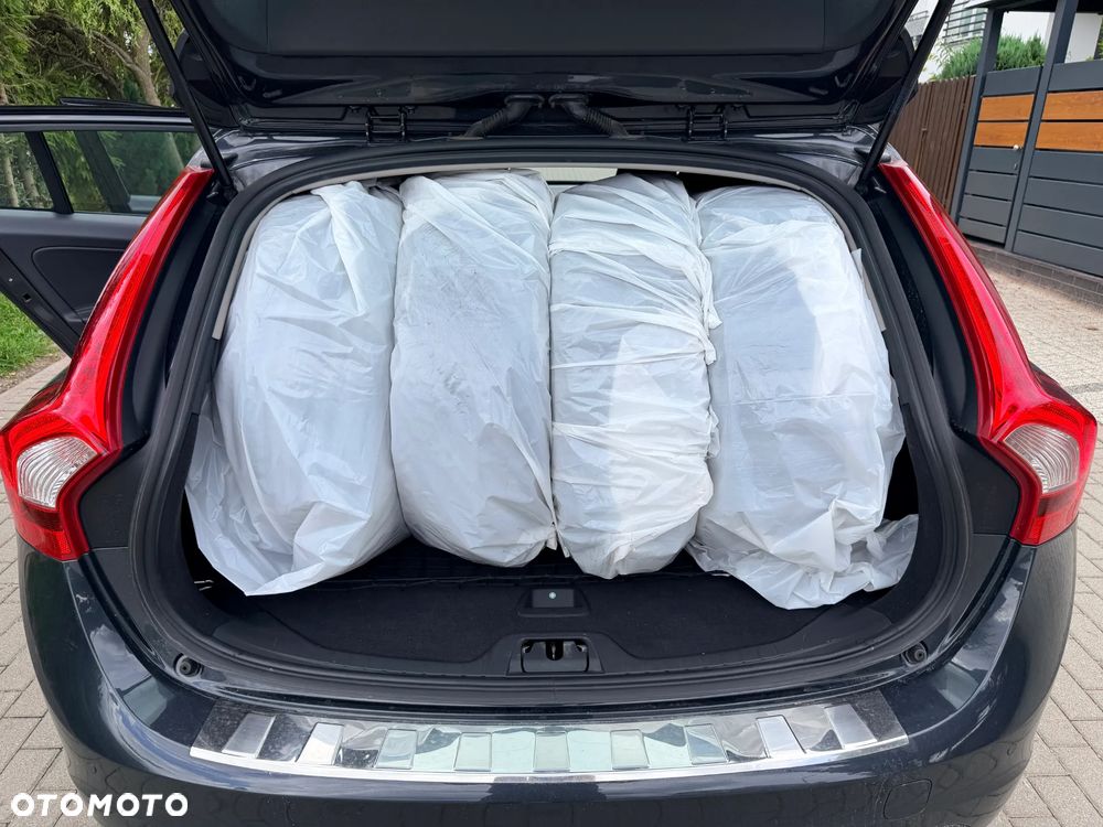 Volvo V60 D2 Drive-E Kinetic - 12