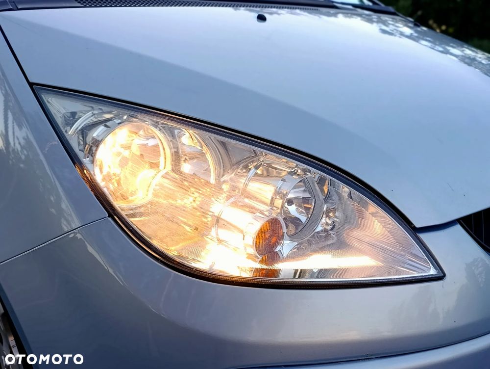 Mitsubishi Colt - 21