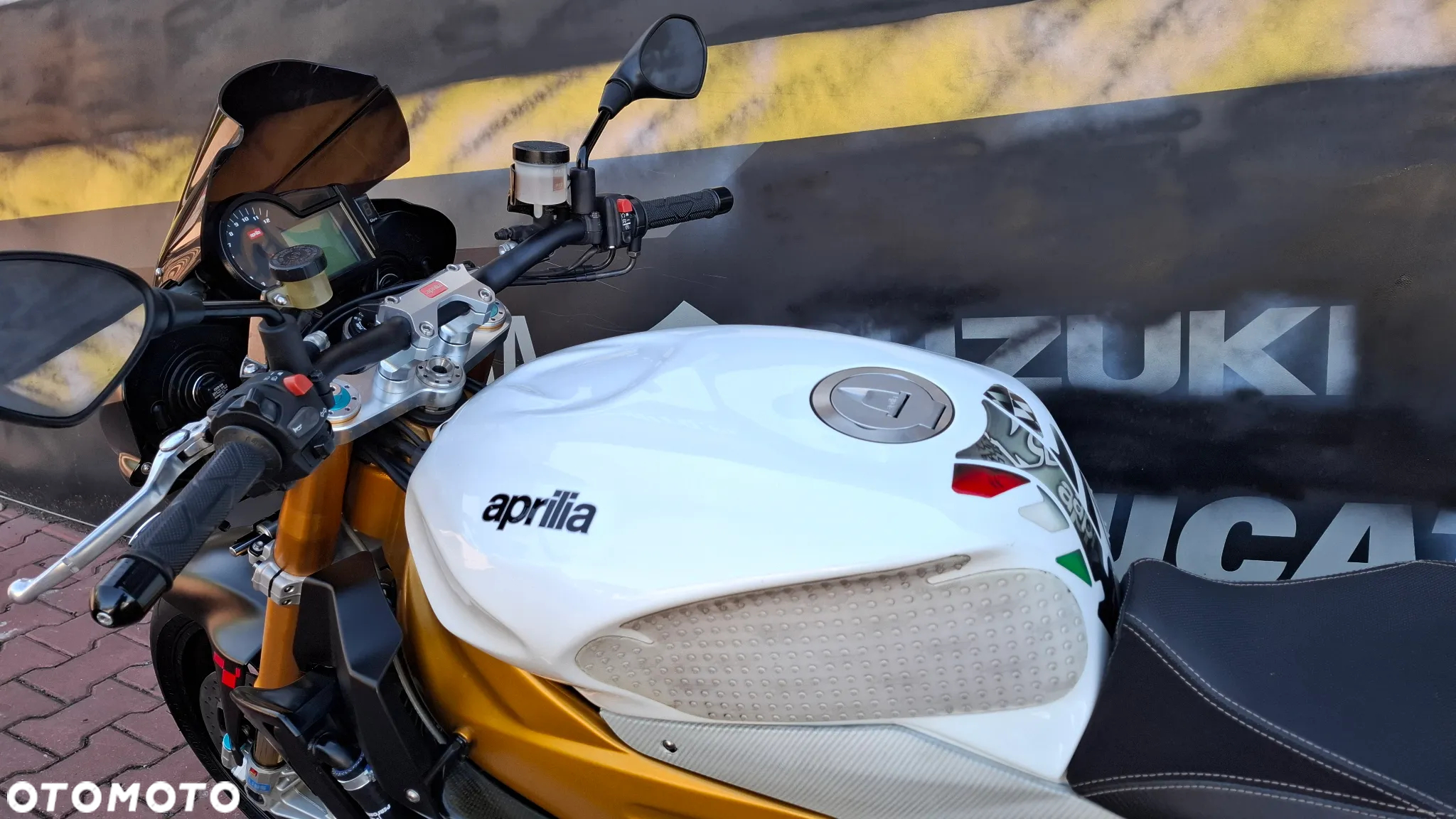 Aprilia RSV - 15