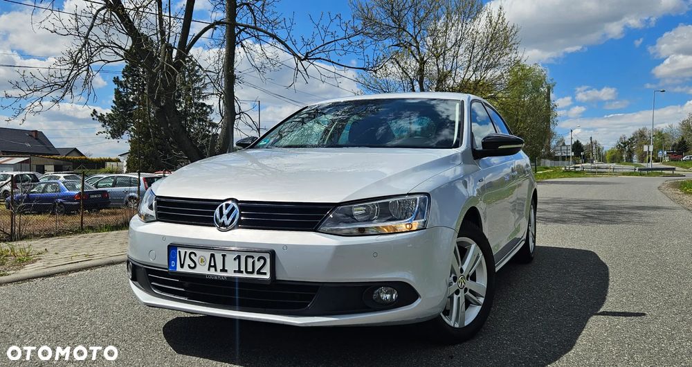 Volkswagen Jetta 1.4 TSI Match - 1