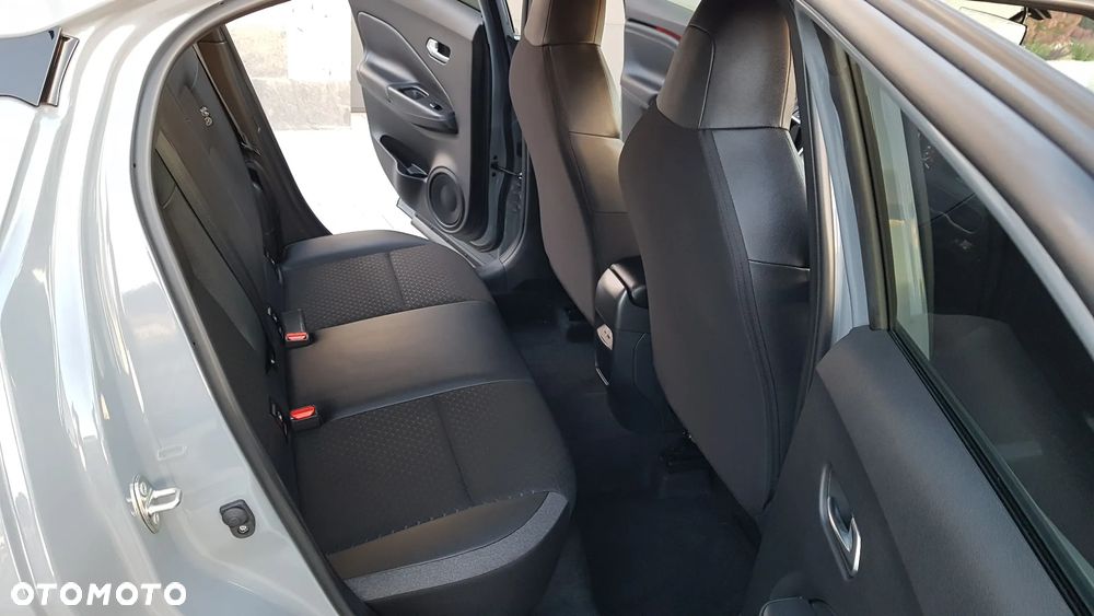 Nissan Juke 1.0 DIG-T N-Connecta - 24