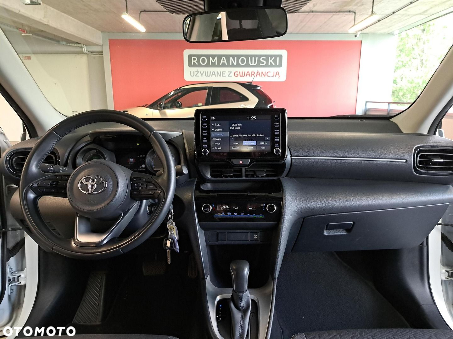 Toyota Yaris Cross - 17