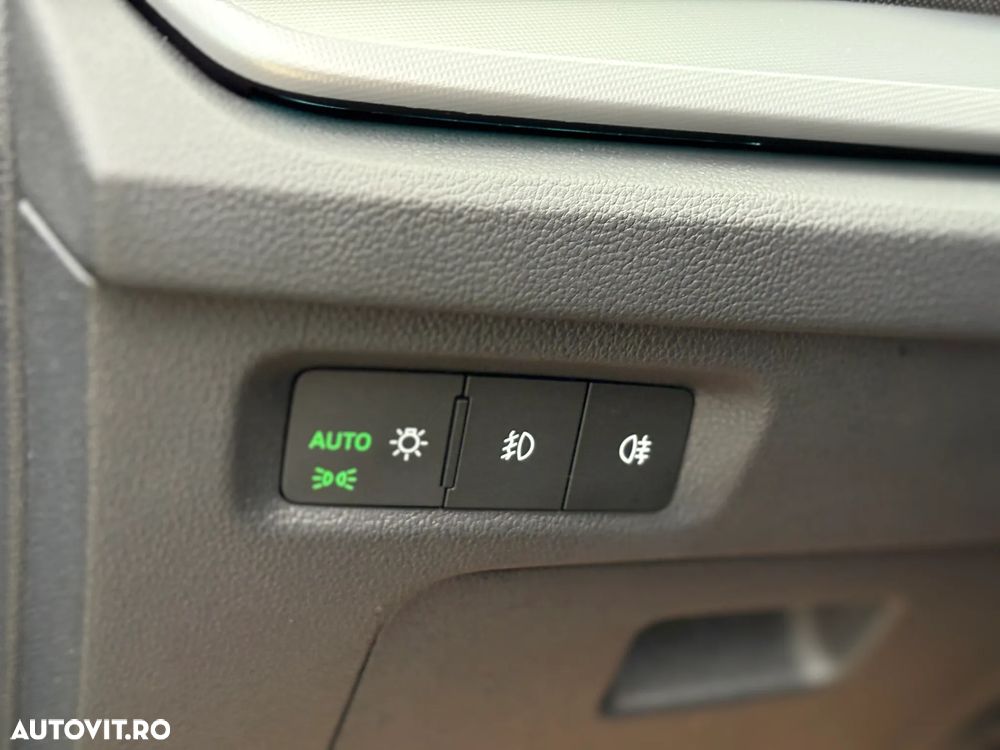 Skoda Octavia 2.0 TDI DSG Sport Edition - 15