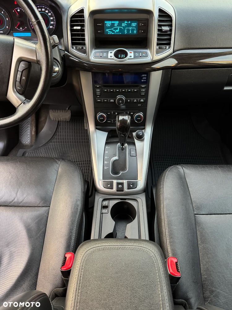 Chevrolet Captiva 2.2 D LTZ - 11