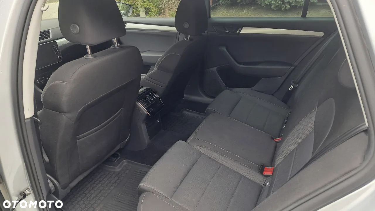 Skoda Superb 2.0 TDI 4x4 Ambition DSG - 10