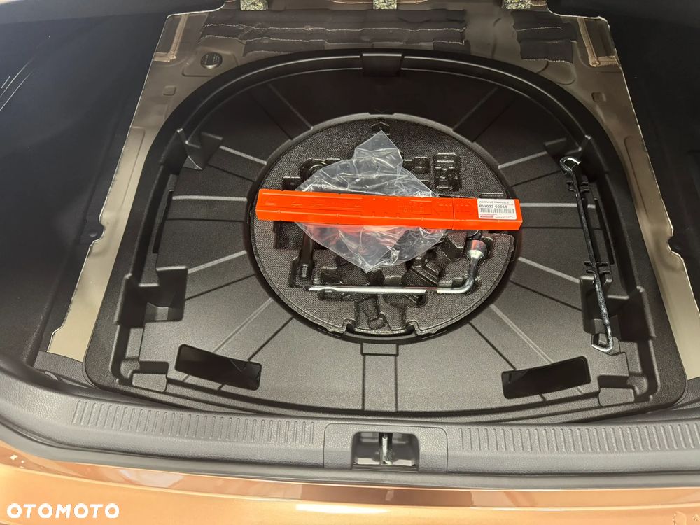 Toyota Camry 2.5 Hybrid Dynamic Force Prestige e-CVT - 14