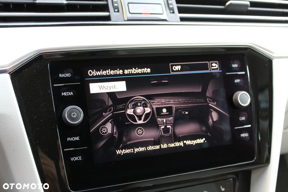 Volkswagen Passat - 26