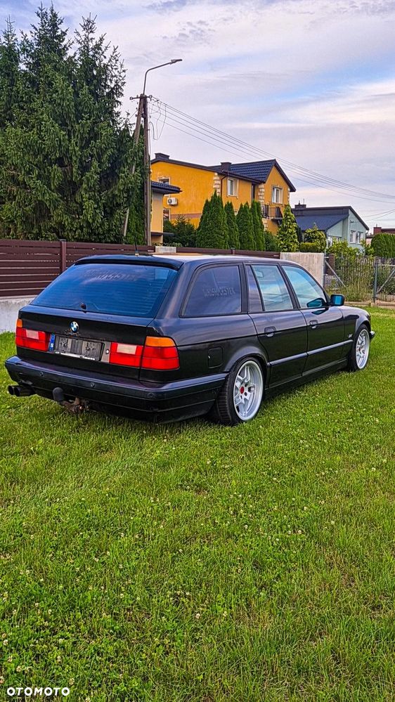 BMW Seria 5 540i - 4