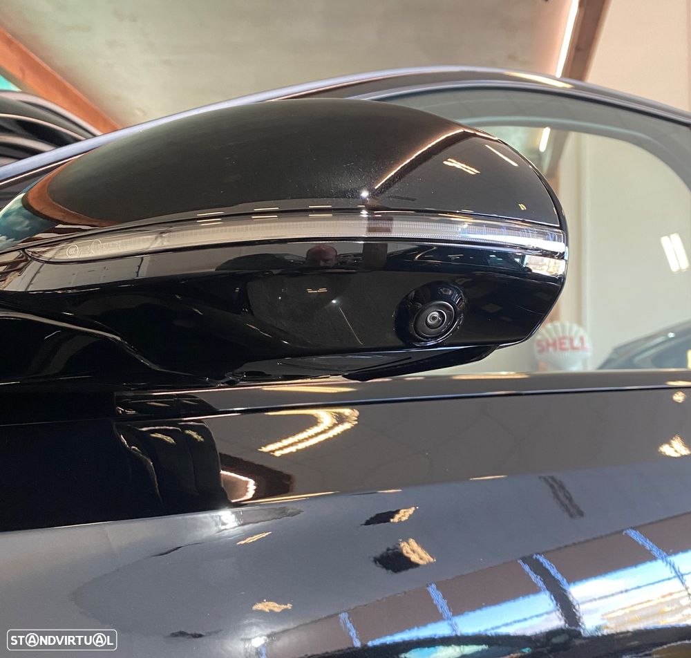 Mercedes-Benz E 53 AMG Hybrid 4Matic+ - 11