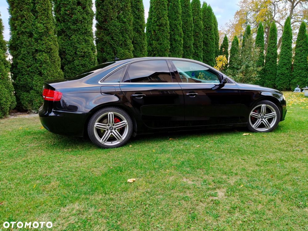 Audi A4 Limousine - 3