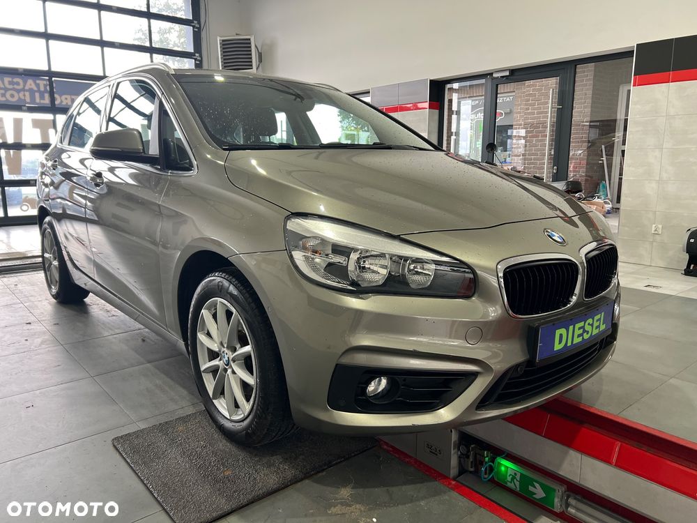 BMW Seria 2 218d Advantage sport - 11