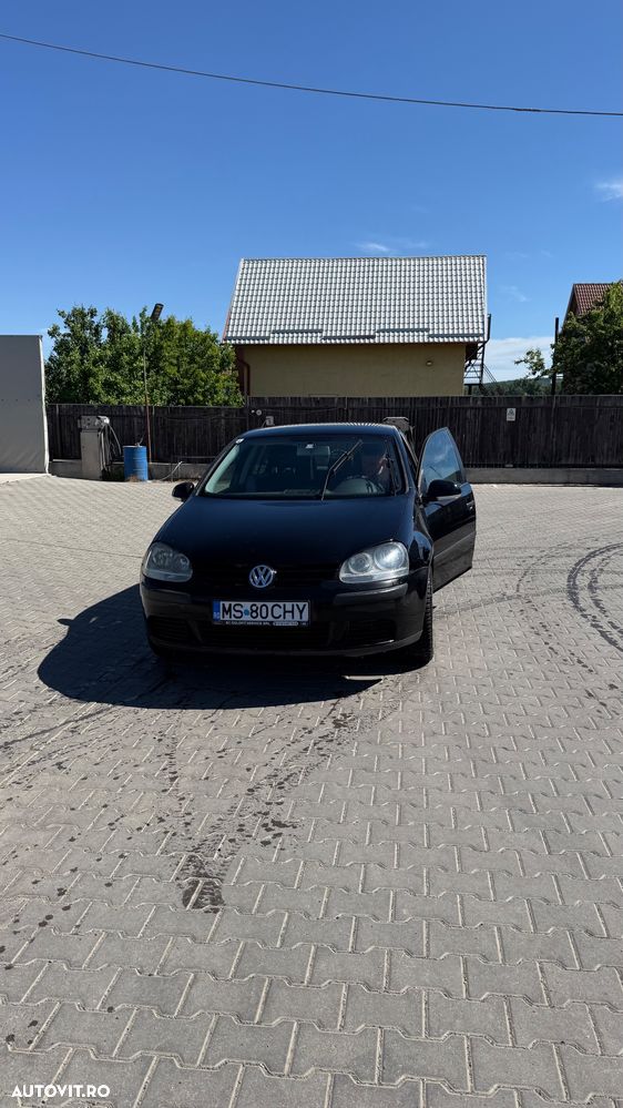 Volkswagen Golf 1.4 - 8