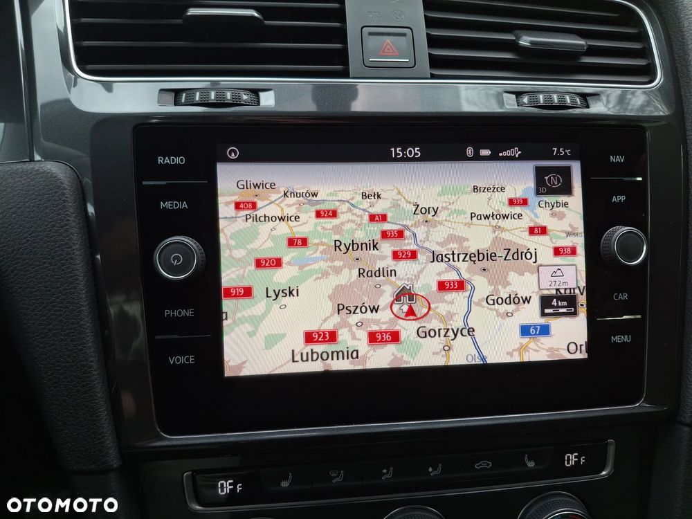 Volkswagen Golf 1.4 TSI BMT Comfortline - 17