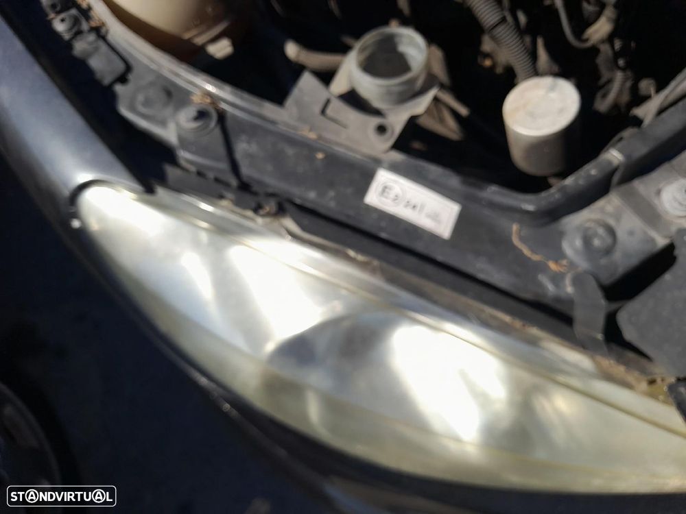 Ótica / farol direita PEUGEOT 307 (3A/C) - 3