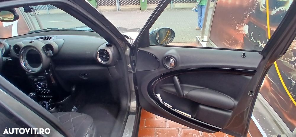 Mini Countryman Cooper D ALL4 AT - 36