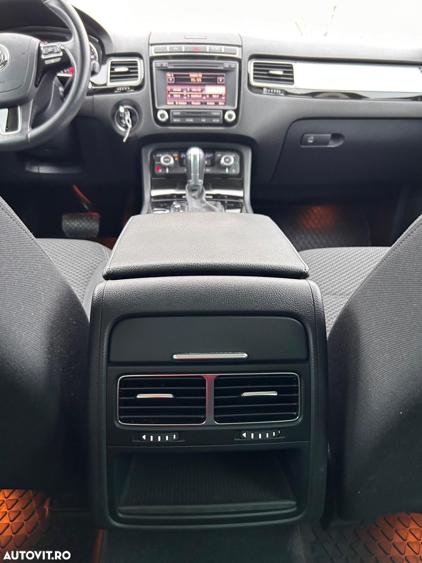 Volkswagen Touareg V6 TDI BMT Mountain Plus - 10