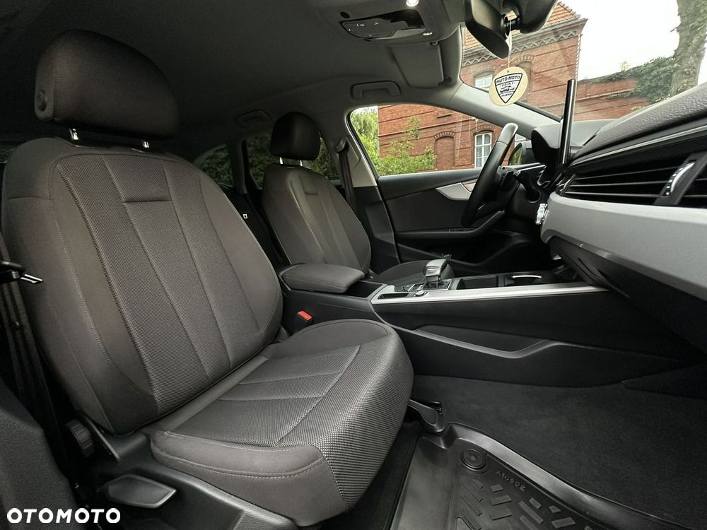 Audi A4 Avant - 10