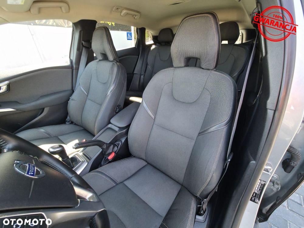 Volvo V40 - 19