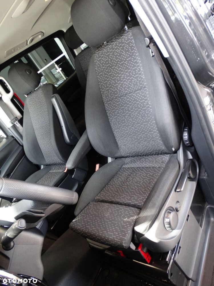 Mercedes-Benz Vito - 11