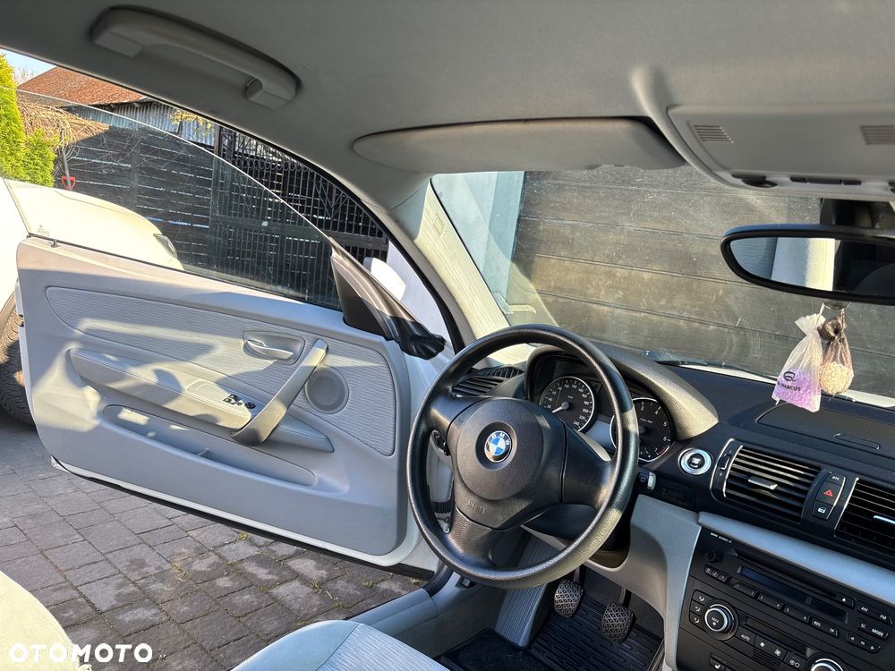 BMW Seria 1 116i - 18
