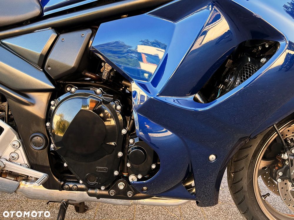Suzuki GSX - 10