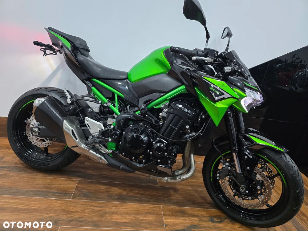 Kawasaki Z - 12